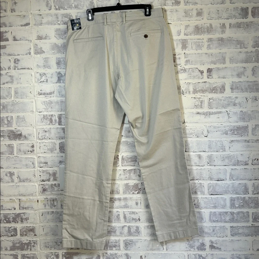 J. Crew Factory Men’s 35 X 32 Straight-Fit Original Chino Pant Khaki New Career